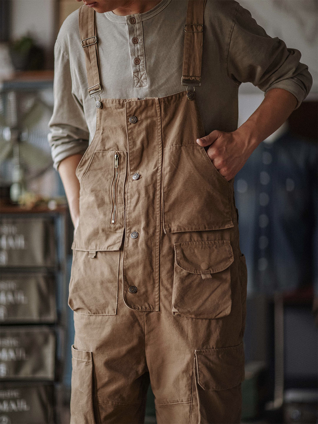 Overol con pechera de lona para hombre con bolsillos extra grandes