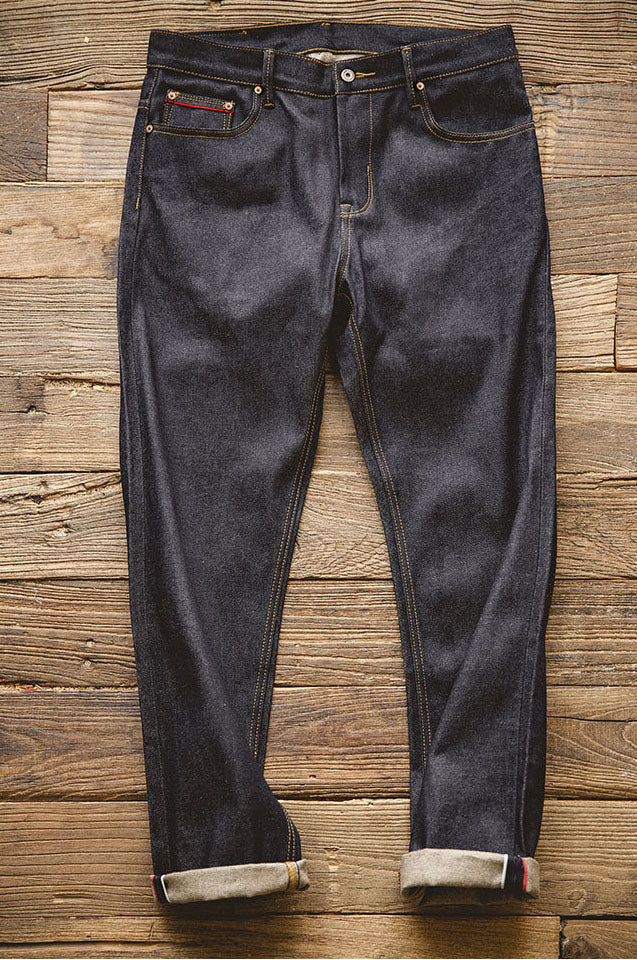 Jeans de mezclilla cruda estilo retro americano para hombre
